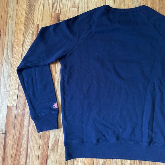 LAKE HAPPY Crewneck Sweatshirt - Picture 13 of 16